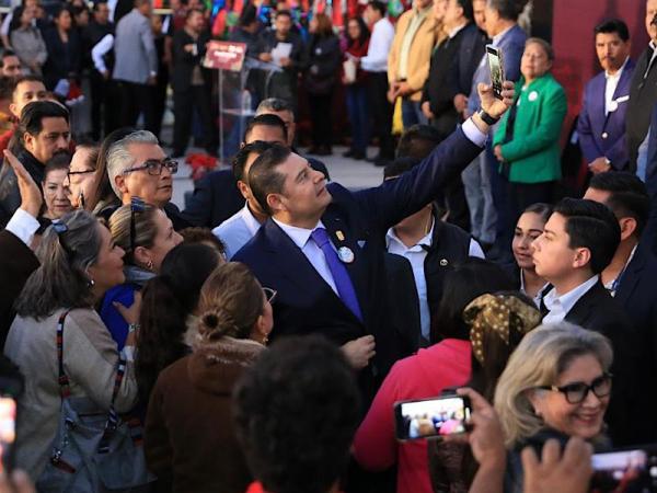 De la mano de las maestras y maestros, vamos a recorrer Puebla: Alejandro Armenta